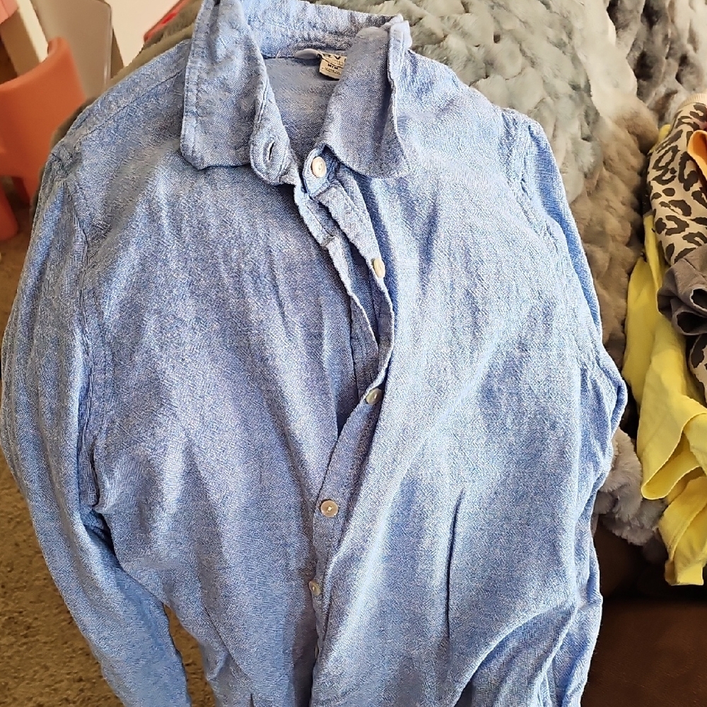 Orvis Light Blue Casual Button Down Shirt